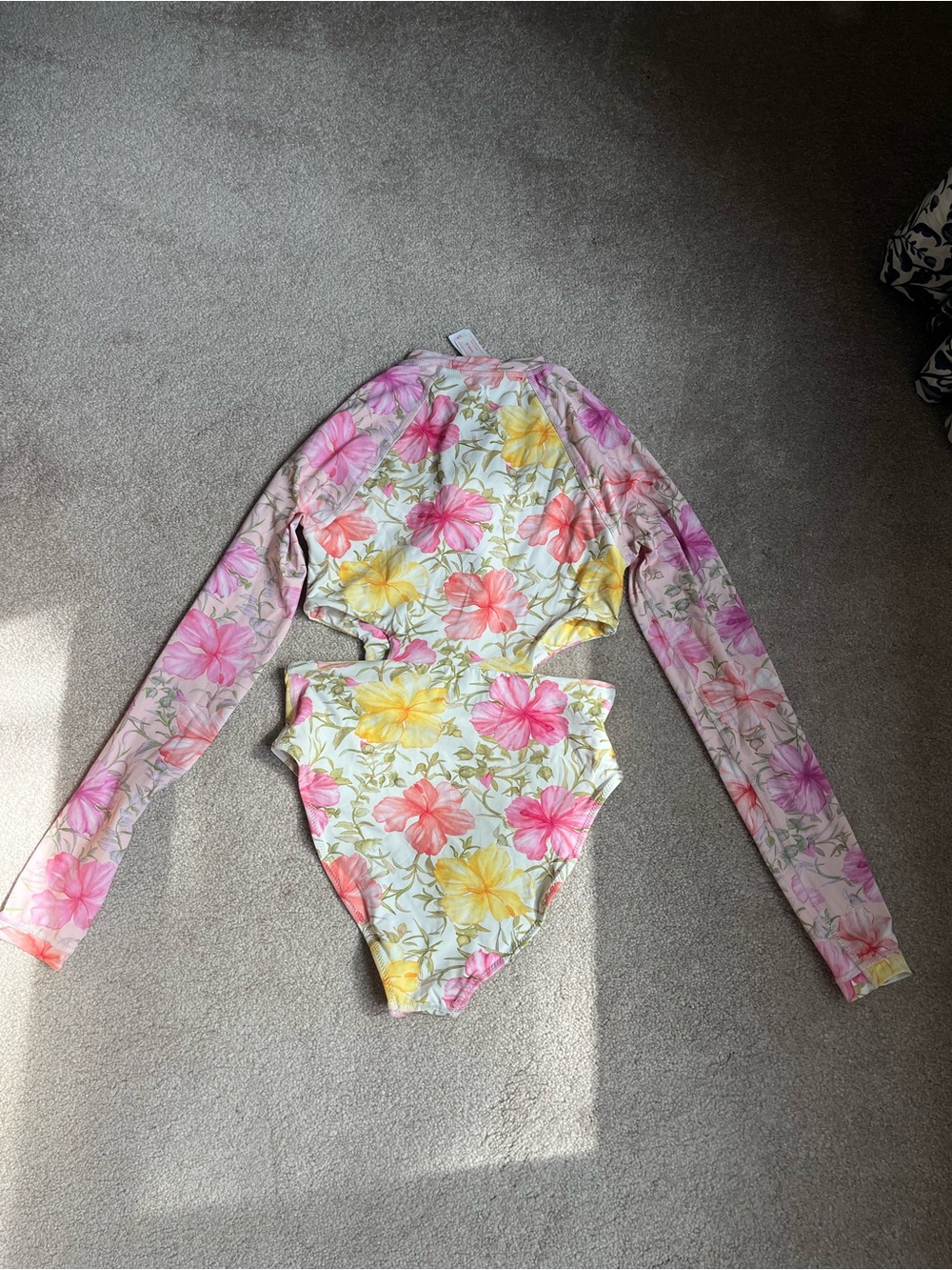 LoveShackFancy x Hurley Hibiscus Long Sleeve Surf Swimsuit Sz S Rash Guard SPF - Picture 10 of 11